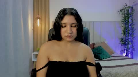 VICTORIA  online show from April 2026 01:47:01 PM