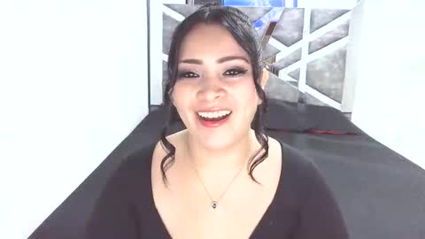 Snapshot of victoria_rossx chatting on May 2026 11:56:01 PM victoria_rossx online show from May 2026 11:56:01 PM
