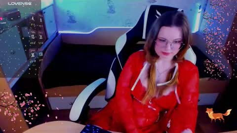 Snapshot of victoria_the_fox chatting on February 2025 10:48:02 AM    -   The Divine Fox online show from February 2025 10:48:02 AM