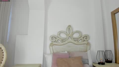 Snapshot of victoria_vallejo chatting on January 2025 11:31:02 AM victoria  online show from January 2025 11:31:02 AM