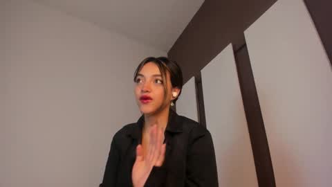 victoriaa2_doll online show from March 2026 12:00:01 PM