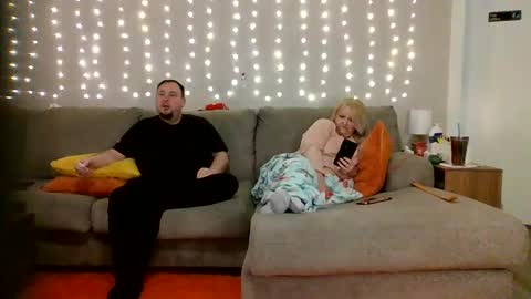 Victoria and Jesse online show from February 2025 08:09:01 PM