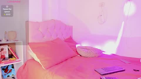 Victoria online show from December 2025 11:26:02 AM