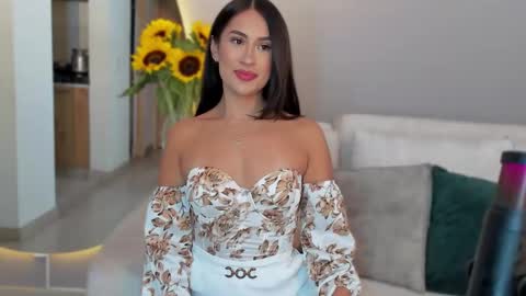 Snapshot of victoriafit7 chatting on January 2025 03:30:01 AM Vcitoria online show from January 2025 03:30:01 AM