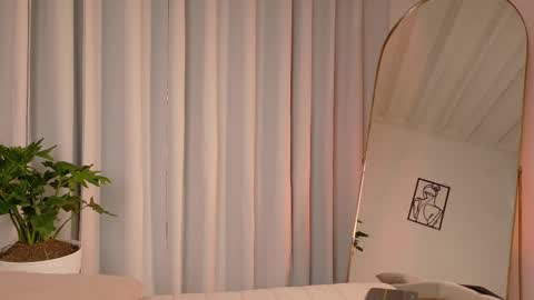 Snapshot of victorianova chatting on December 2025 09:21:02 PM VictoriaNova online show from December 2025 09:21:02 PM