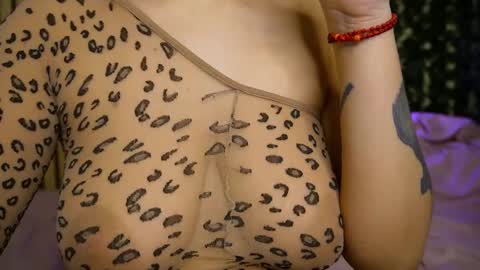 Snapshot of victoriarim chatting on February 2026 06:18:02 AM victoriarim online show from February 2026 06:18:02 AM