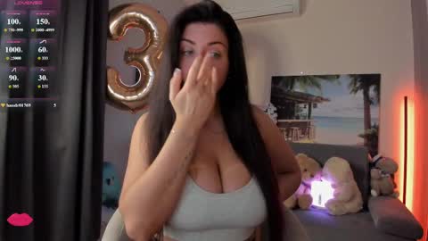 Snapshot of victorias_world chatting on May 2026 09:20:01 PM Viktoria online show from May 2026 09:20:01 PM