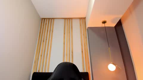 Snapshot of victoriia_vixen chatting on October 2025 09:21:02 PM Victoria Vixen online show from October 2025 09:21:02 PM