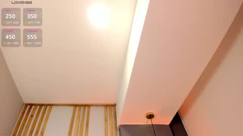 Snapshot of victoriia_vixen chatting on December 2025 09:55:01 PM Victoria Vixen online show from December 2025 09:55:01 PM