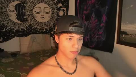 Victorino Jhonson online show from February 2025 12:19:02 AM