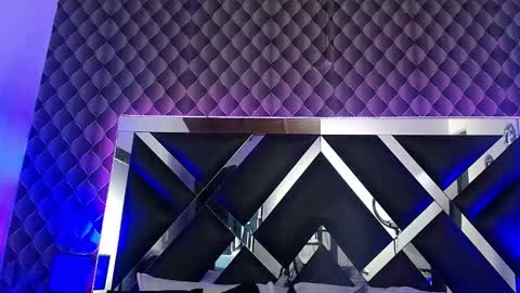 victtoria lee online show from November 2025 07:34:01 PM