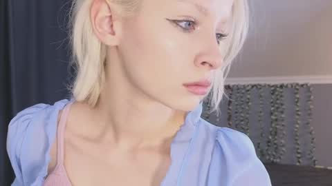 Eva online show from April 2026 12:53:02 PM