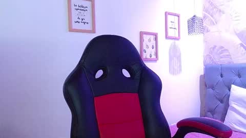 Snapshot of viiolleta chatting on March 2025 12:22:01 PM viioleta online show from March 2025 12:22:01 PM