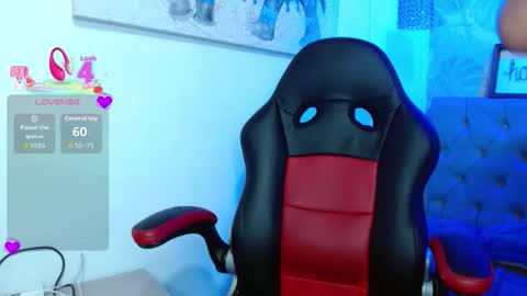 Snapshot of viiolleta chatting on October 2025 12:49:02 PM viioleta online show from October 2025 12:49:02 PM