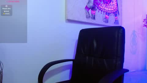 viioleta online show from June 2026 12:18:02 PM