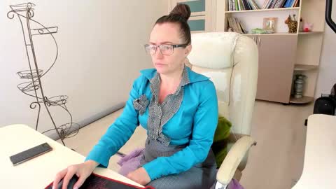 Ukrainian-woman online show from November 2025 08:02:02 AM