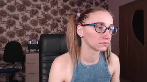 Snapshot of vikaericka chatting on January 2025 12:20:01 PM Vika online show from January 2025 12:20:01 PM