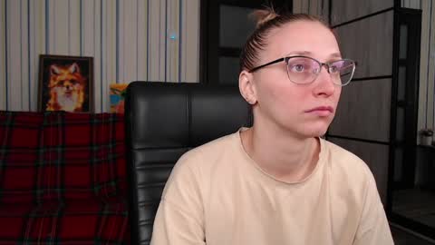 Vika online show from April 2026 04:04:01 PM