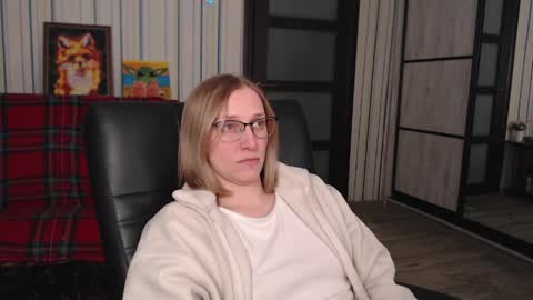 Snapshot of vikaericka chatting on April 2026 07:26:01 PM Vika online show from April 2026 07:26:01 PM