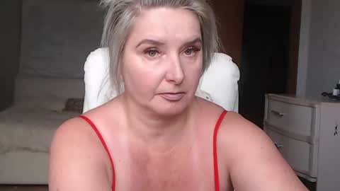 Vikaohair online show from June 2026 10:02:01 AM