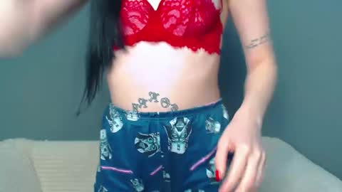 Viki Kelt online show from December 2024 03:45:02 AM