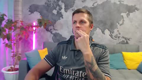 Snapshot of vikingchrisss chatting on November 2025 10:48:02 AM vikingchrisss online show from November 2025 10:48:02 AM