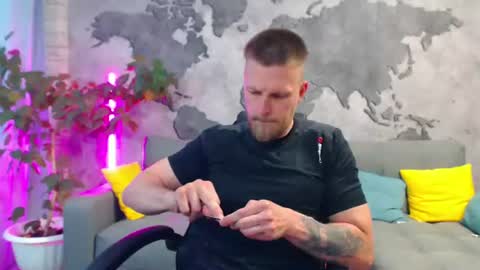 vikingchrisss online show from July 2026 10:21:01 AM