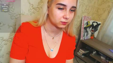 Snapshot of vikiwaitingforyou chatting on January 2025 01:02:02 PM Vitoria online show from January 2025 01:02:02 PM