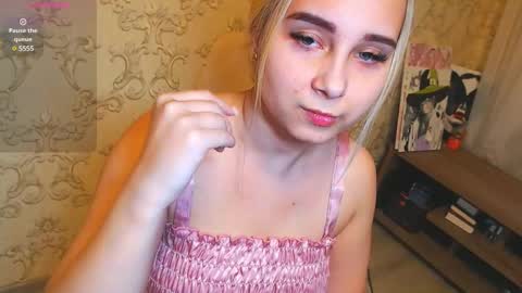 Snapshot of vikiwaitingforyou chatting on February 2025 01:16:01 PM Vitoria online show from February 2025 01:16:01 PM