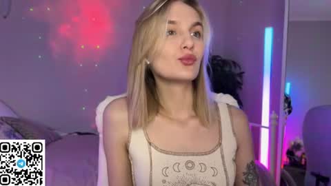 Vikky online show from July 2026 09:54:02 PM