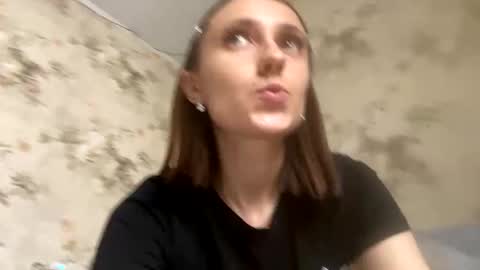 Snapshot of viktoria9898 chatting on October 2025 07:21:01 AM Sweett online show from October 2025 07:21:01 AM