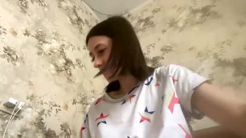 Snapshot of viktoria9898 chatting on November 2025 11:20:02 AM Sweett online show from November 2025 11:20:02 AM