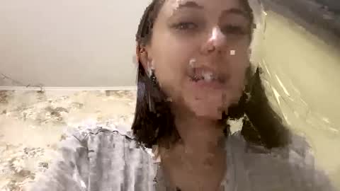 Snapshot of viktoria9898 chatting on December 2025 11:30:02 AM Sweett online show from December 2025 11:30:02 AM