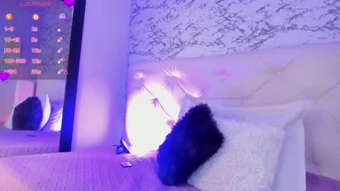 Snapshot of viktoria_davis_ chatting on March 2025 01:12:01 AM Viktoria online show from March 2025 01:12:01 AM