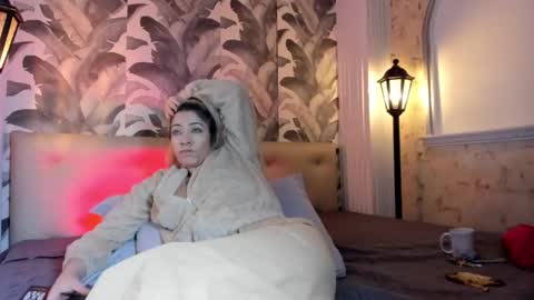 Viktoria online show from April 2026 01:01:02 AM