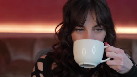 Snapshot of viktoria_storm chatting on January 2025 01:26:01 PM Alisa online show from January 2025 01:26:01 PM