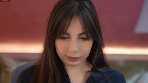 Snapshot of viktoria_storm chatting on January 2025 08:02:01 PM Alisa online show from January 2025 08:02:01 PM