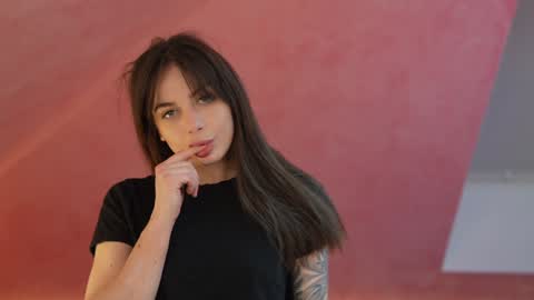 Snapshot of viktoria_storm chatting on January 2025 02:07:02 AM Alisa online show from January 2025 02:07:02 AM