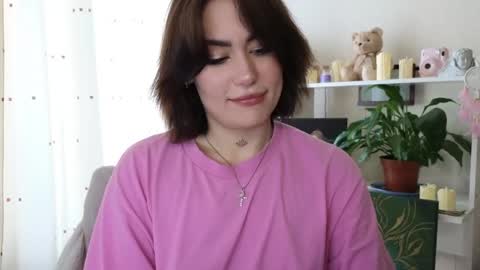 Snapshot of viktoriamoore chatting on May 2026 01:52:01 PM viktoriamoore online show from May 2026 01:52:01 PM