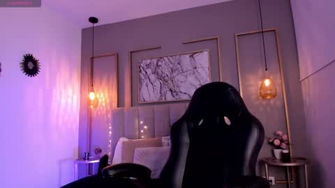 Victoria online show from March 2026 11:04:01 PM