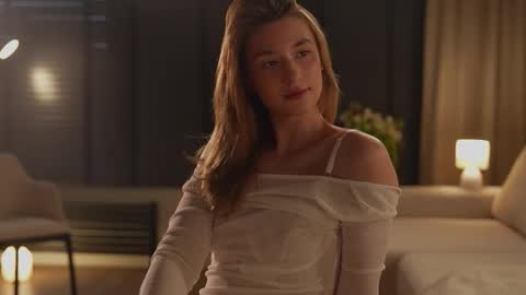 Lana online show from November 2025 09:47:02 AM