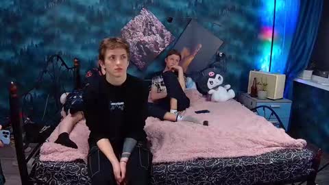 Dimoooooon online show from March 2025 09:57:01 PM