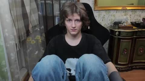 Dimoooooon online show from February 2026 08:26:02 PM