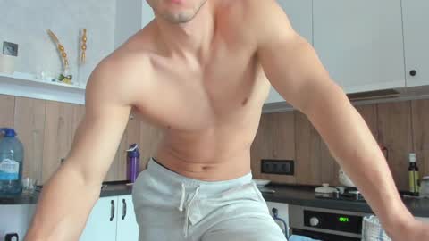 Snapshot of vincent_o chatting on December 2024 08:31:02 AM Vincent. uncut 18cm online show from December 2024 08:31:02 AM