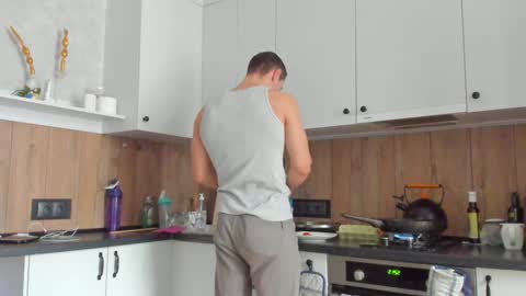 Snapshot of vincent_o chatting on January 2025 09:00:01 AM Vincent. uncut 18cm online show from January 2025 09:00:01 AM