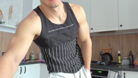 Snapshot of vincent_o chatting on January 2025 08:36:01 AM Vincent. uncut 18cm online show from January 2025 08:36:01 AM