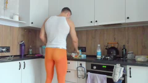 Snapshot of vincent_o chatting on January 2025 09:16:01 AM Vincent. uncut 18cm online show from January 2025 09:16:01 AM