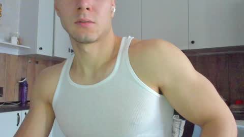 Snapshot of vincent_o chatting on January 2025 08:45:01 AM Vincent. uncut 18cm online show from January 2025 08:45:01 AM