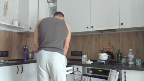 Snapshot of vincent_o chatting on January 2025 09:34:01 AM Vincent. uncut 18cm online show from January 2025 09:34:01 AM