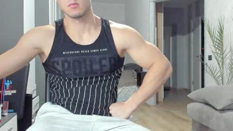 Snapshot of vincent_o chatting on January 2025 05:58:02 PM Vincent. uncut 18cm online show from January 2025 05:58:02 PM